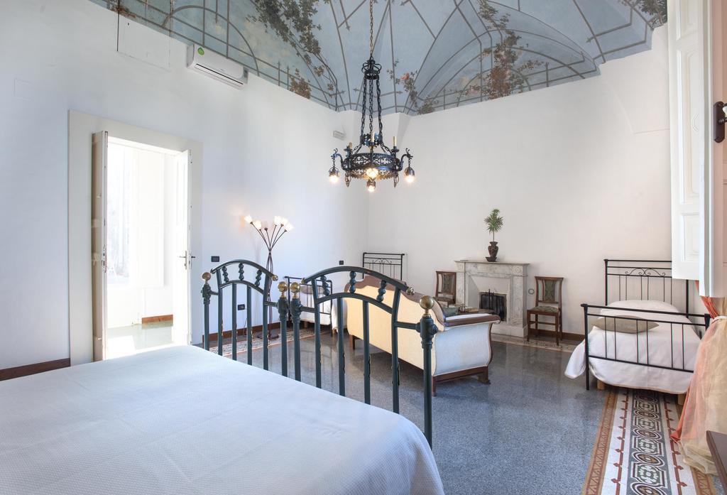 Bed and Breakfast Palazzo Scarciglia - Dimora D'Epoca Minervino di Lecce Exteriér fotografie