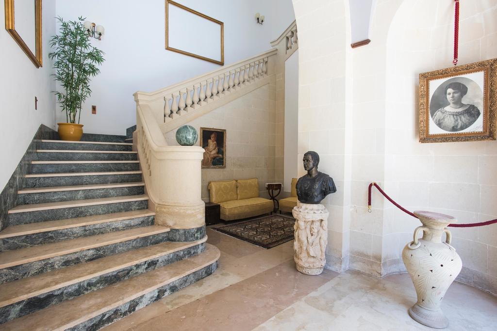 Bed and Breakfast Palazzo Scarciglia - Dimora D'Epoca Minervino di Lecce Exteriér fotografie