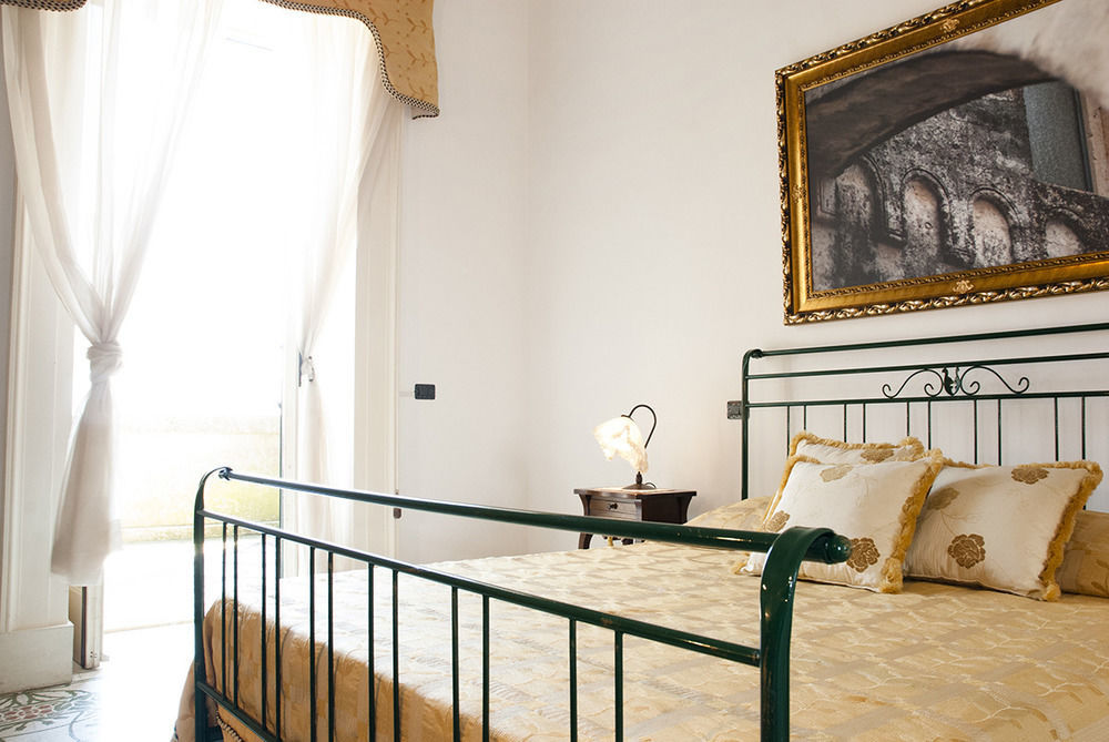 Bed and Breakfast Palazzo Scarciglia - Dimora D'Epoca Minervino di Lecce Exteriér fotografie